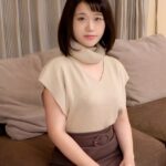 「ちょ、生徒に見られたらどうするの！」教室で禁断の行為【奈緒】01