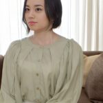 「やべ、咥え方エグすぎ…」むしゃぶりフェラで即ビンビン【栞奈 35歳】01