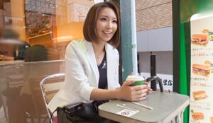 「雨の日限定の奇跡…」ナンパで見つけた隠れ淫乱【りん】01
