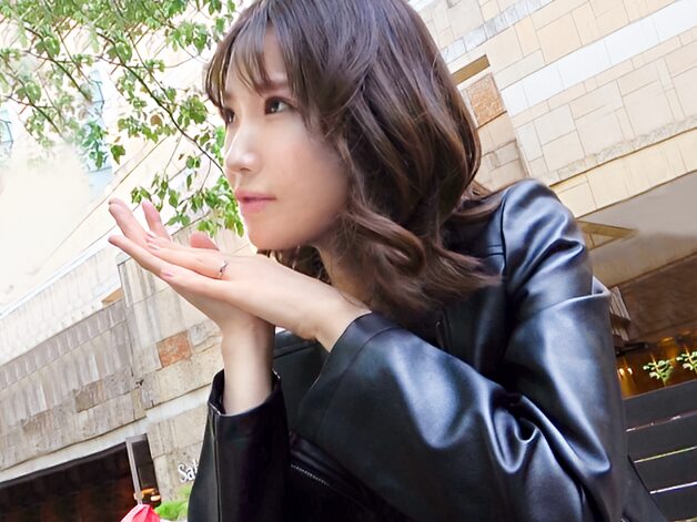 「アンケートですか？」と答えた舌が電マで震えるまで。赤羽で拾われた昼下がりのOL（複製）01
