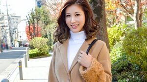「女医って…こんなにエロいんかよ」鋼の肉体が跳ねてヨガる【エリート女医45歳】01