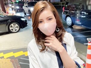 美人モデルがアヘ顔で連続中出し懇願【ひかる 人妻モデル】01