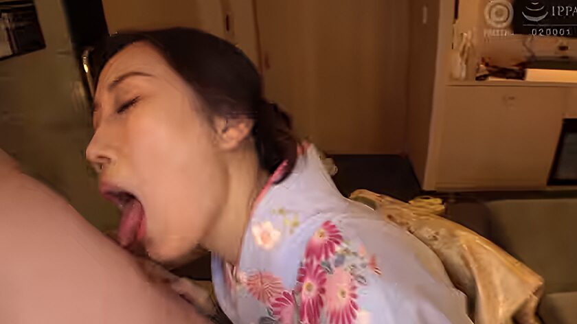 「浅草デートから即尺って何ごと？」笑顔で玉裏舐めする着物美人【冨永ののか】01