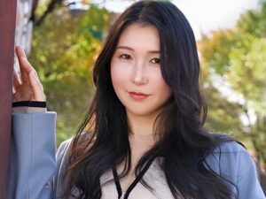 まだ旦那に悪いって…なのに中、気持ちよすぎて…【和咲 38歳 単身赴任妻】01