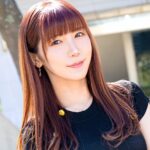 バットの握り方、教えてほしい…笑顔で責められ腰砕け【まり 40歳 野球妻】01