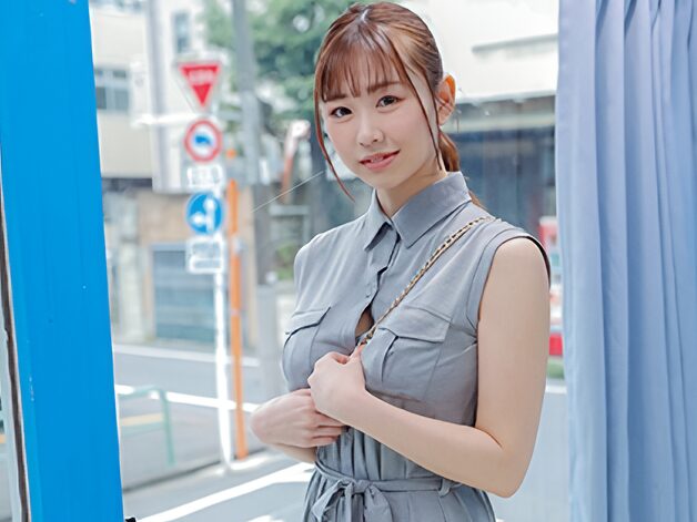 あなたは服の上からで本当に我慢できるか？01